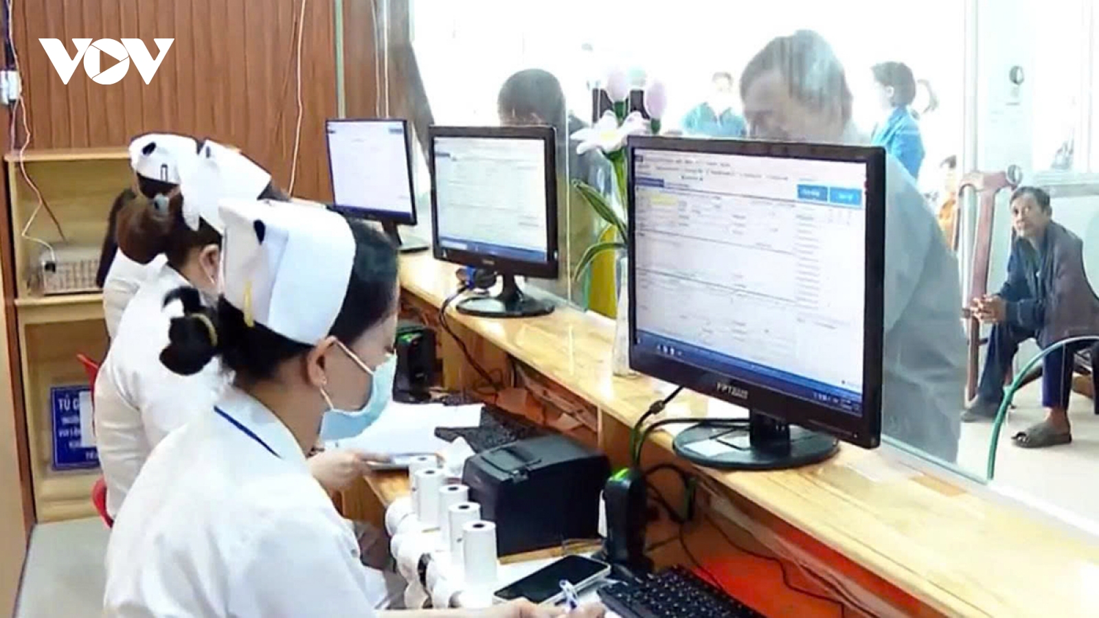 Vĩnh Long triển khai bệnh án điện tử số hoá ngành y