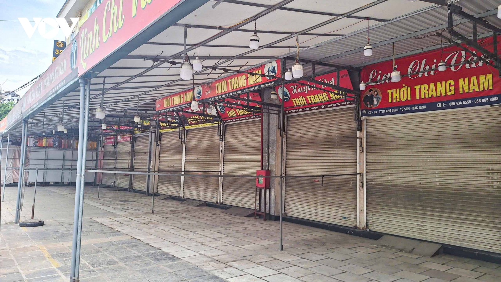 Nhiều tiểu thương ở Bắc Ninh đồng loạt đóng cửa hàng, ngừng kinh doanh