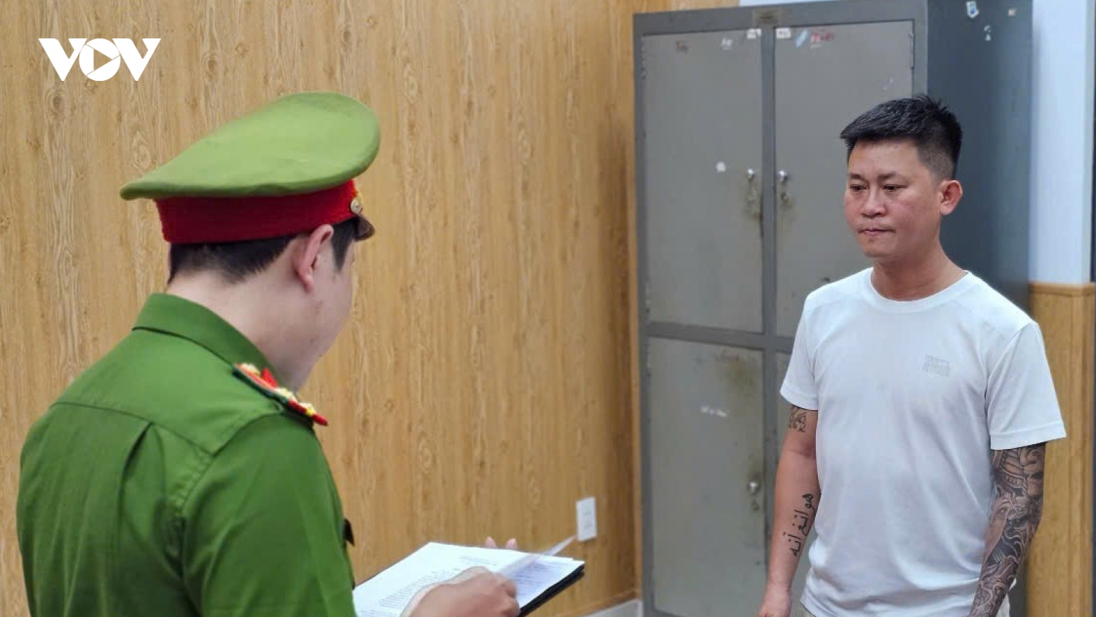 Bắt đối tượng cầm đầu đường dây cá độ bóng đá trên 2.000 tỷ đồng
