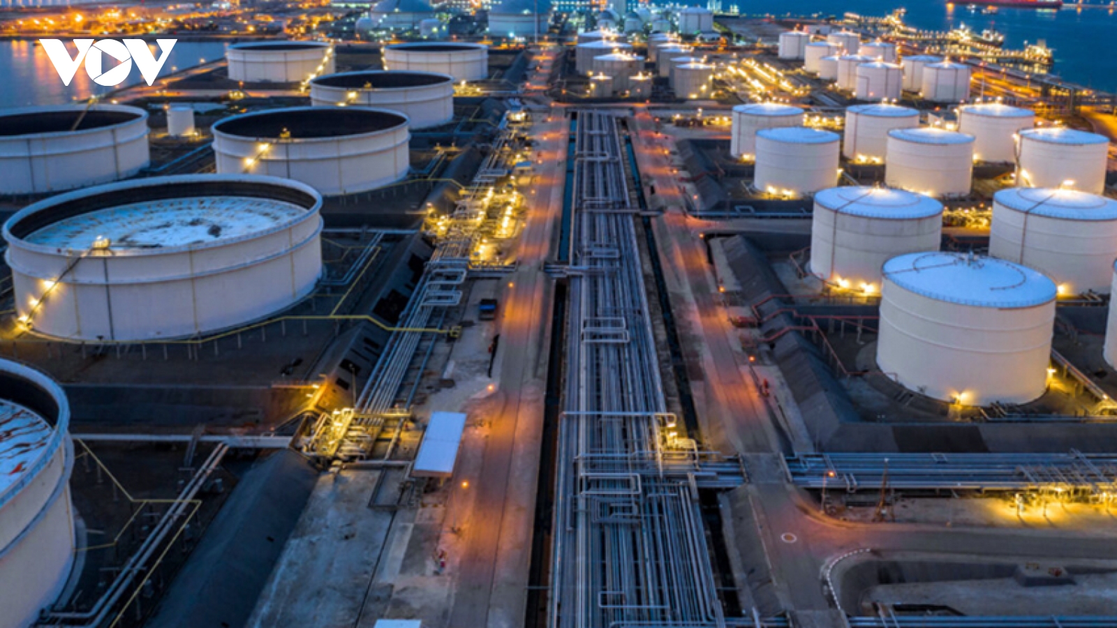 Giá dầu hôm nay 16/4: Giá dầu thế giới tăng lên 96,09 USD USD/thùng