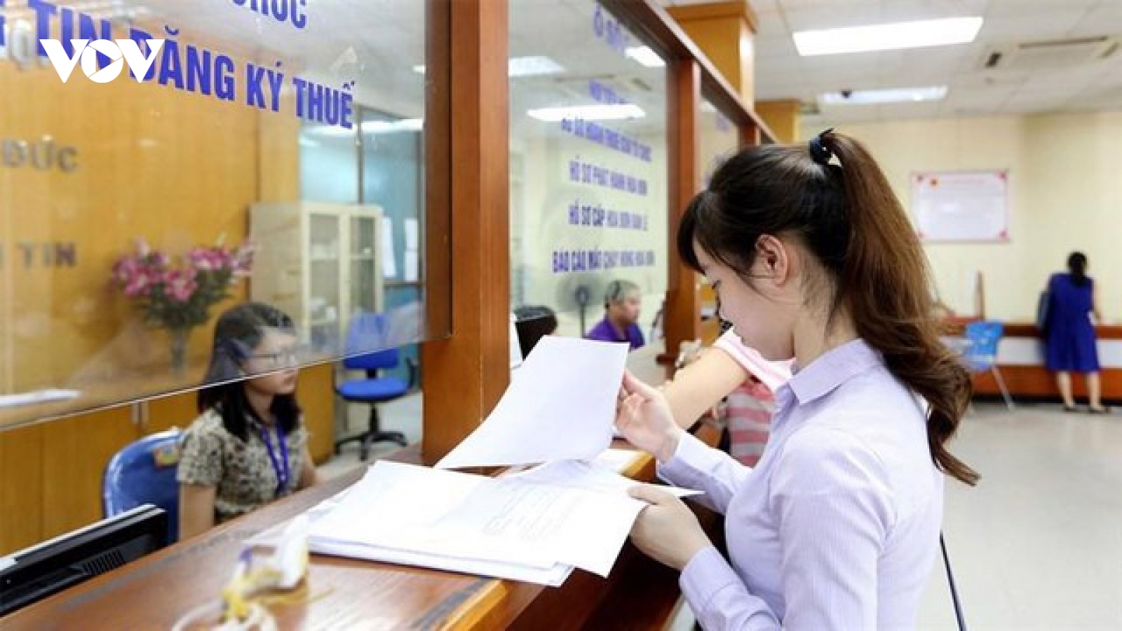 Cơ quan thuế làm việc cả ngày nghỉ để hỗ trợ người nộp thuế khi sắp xếp bộ máy mới