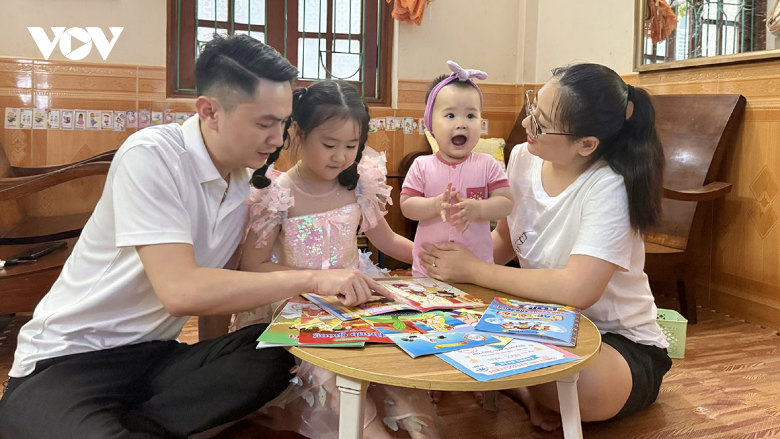 Gia đình, nơi yêu thương bắt đầu và hạnh phúc được vun đắp mỗi ngày