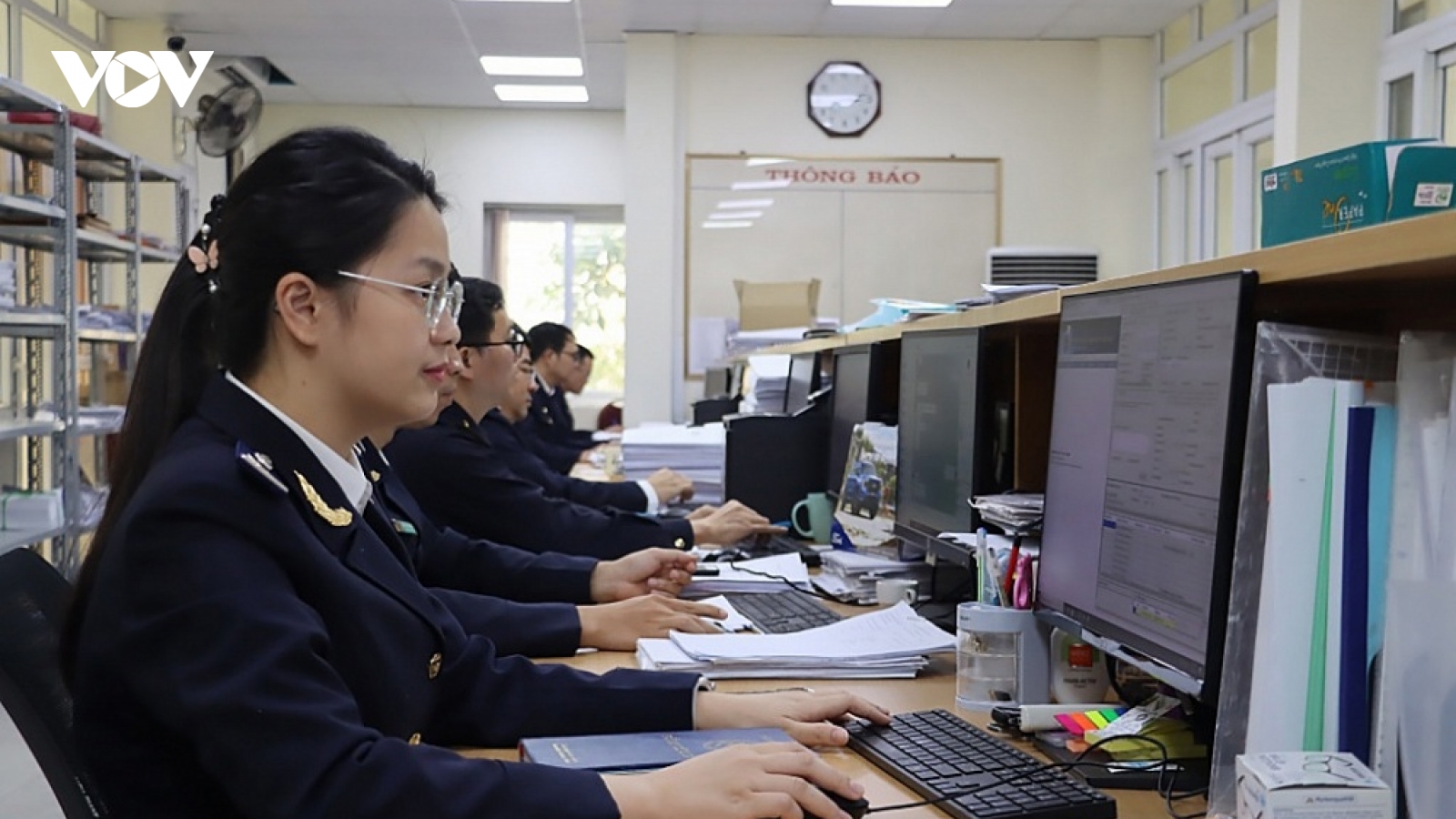 Hải quan dừng tiếp nhận tờ khai từ 22h ngày 30/6 đến 5h ngày 1/7