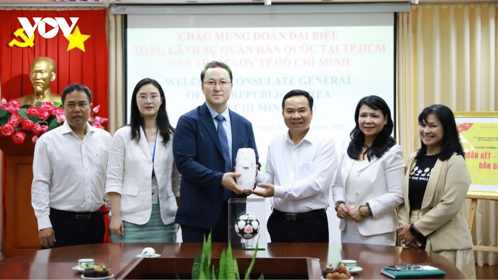 Nghe VOV, học tiếng Hàn: Gắn kết từ làn sóng phát thanh