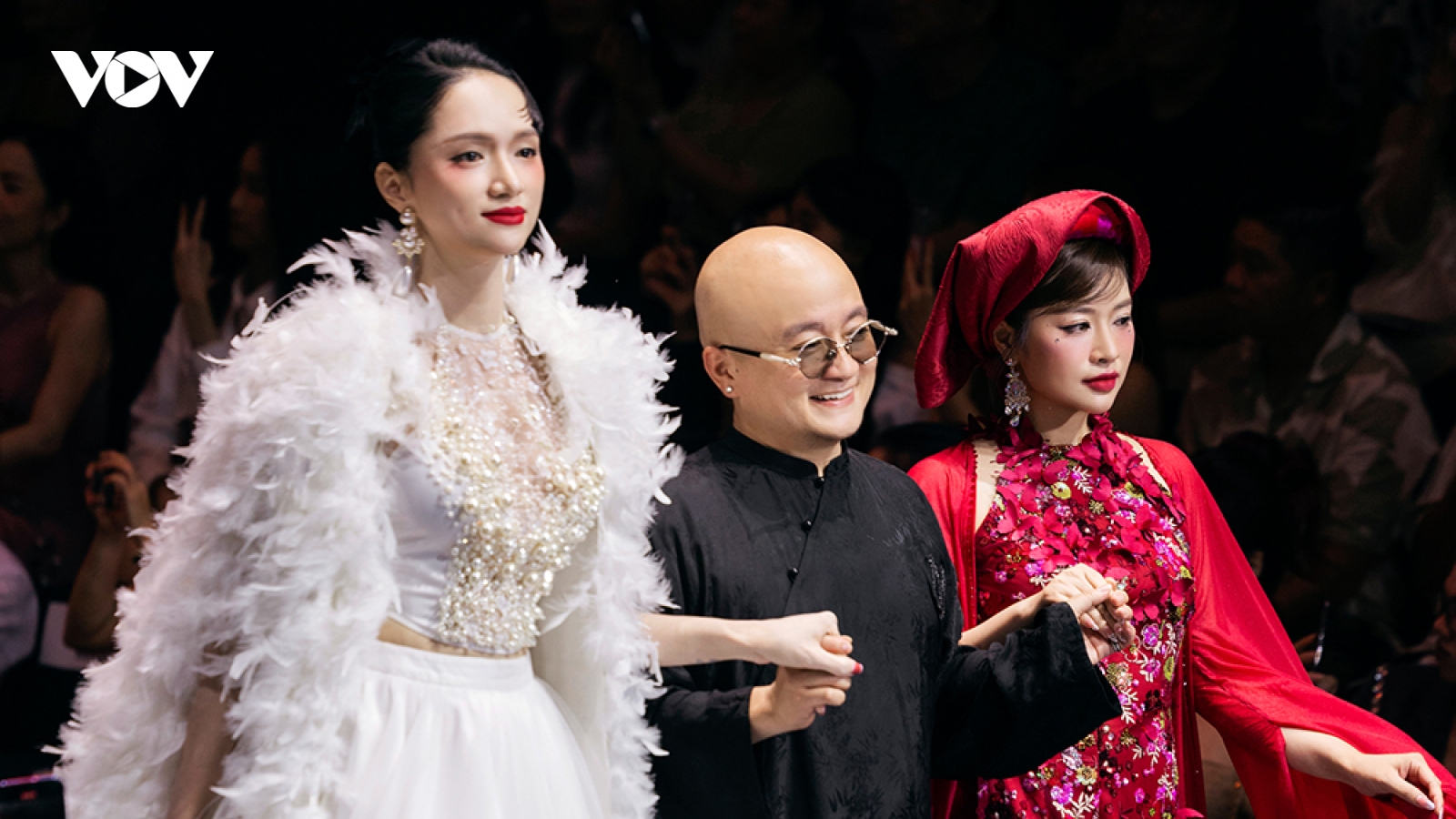 Sao mai Thu Hằng thăng hoa với âm nhạc dân gian trong show Cao Minh Tiến