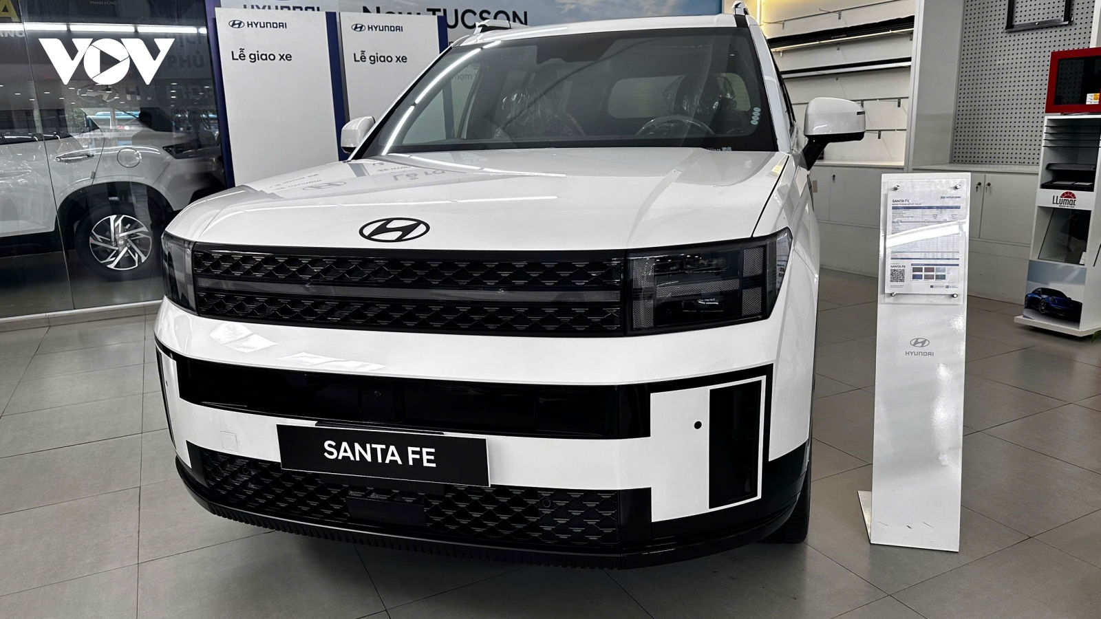 Hyundai Santa Fe & Palisade ưu đãi lên tới 100% phí trước bạ
