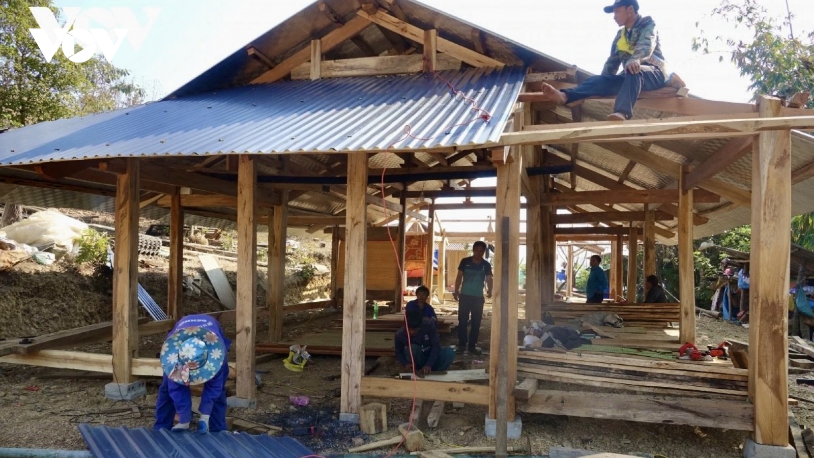 Xoá nhà tạm ở Sơn La: Niềm tin xây từ mái ấm
