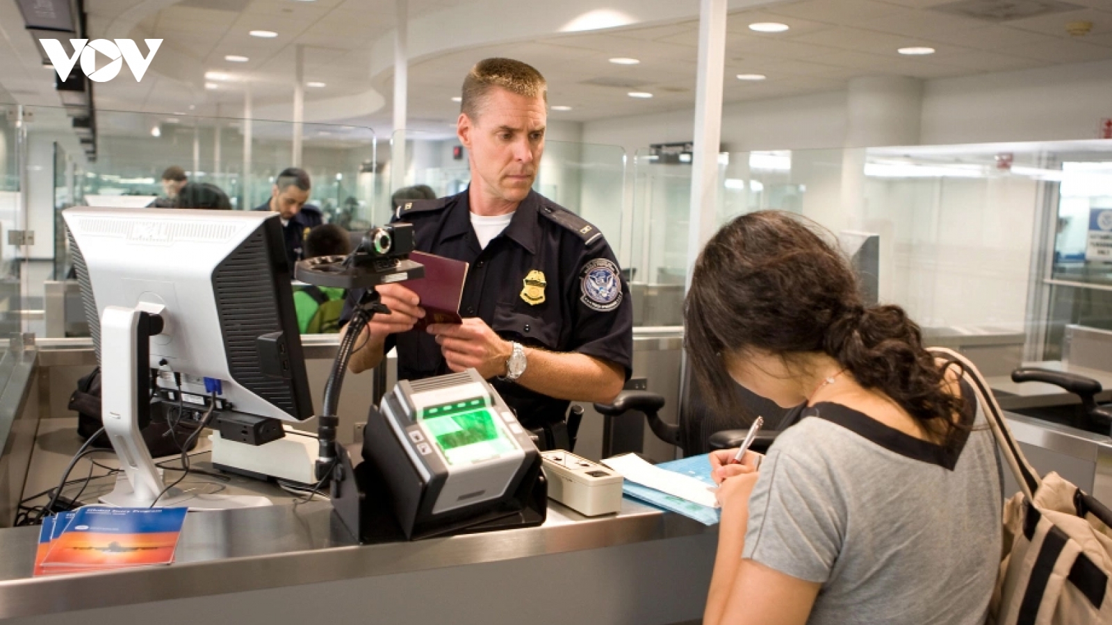 Những lưu ý khi nhập cảnh Mỹ: bài học mới nhất từ Australia