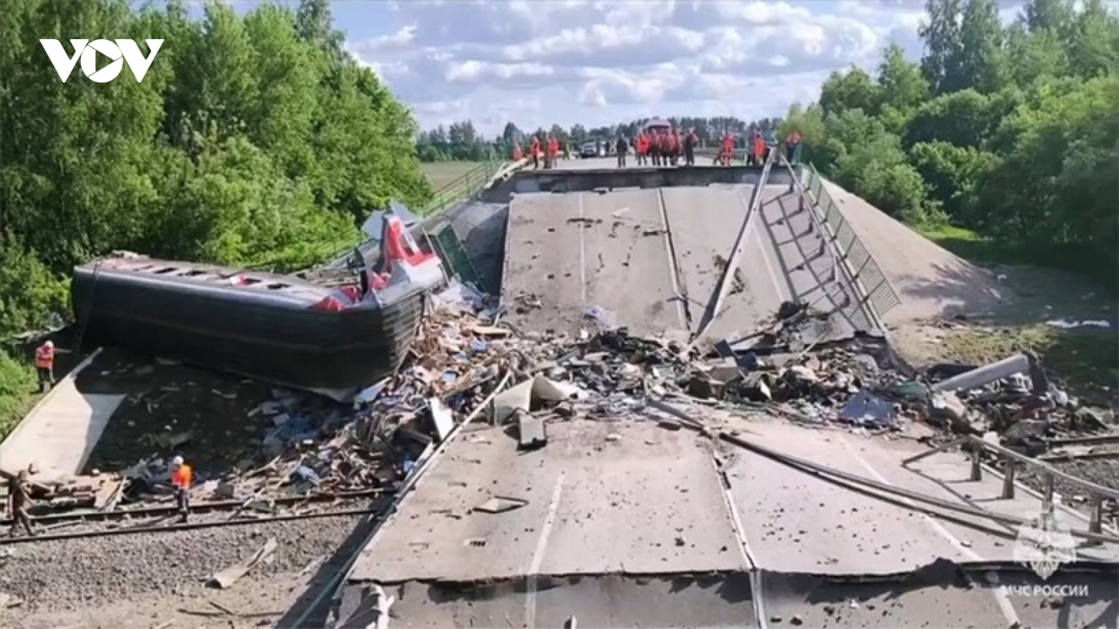 Chuyên gia Nga: Ukraine đã “hết bài” trên chiến trường