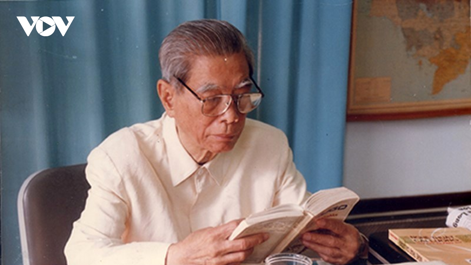 Tổng Bí thư Nguyễn Văn Linh với “đổi mới” và bài học “dựa vào dân”