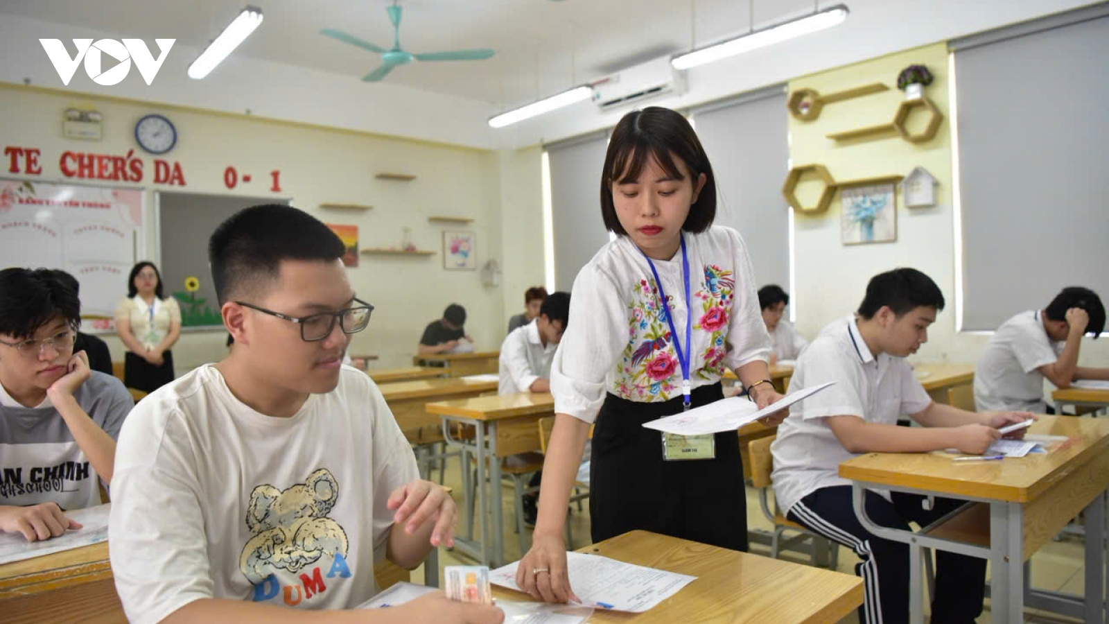 Cập nhật: Hướng dẫn giải đề thi môn thi Tin học tốt nghiệp THPT 2025