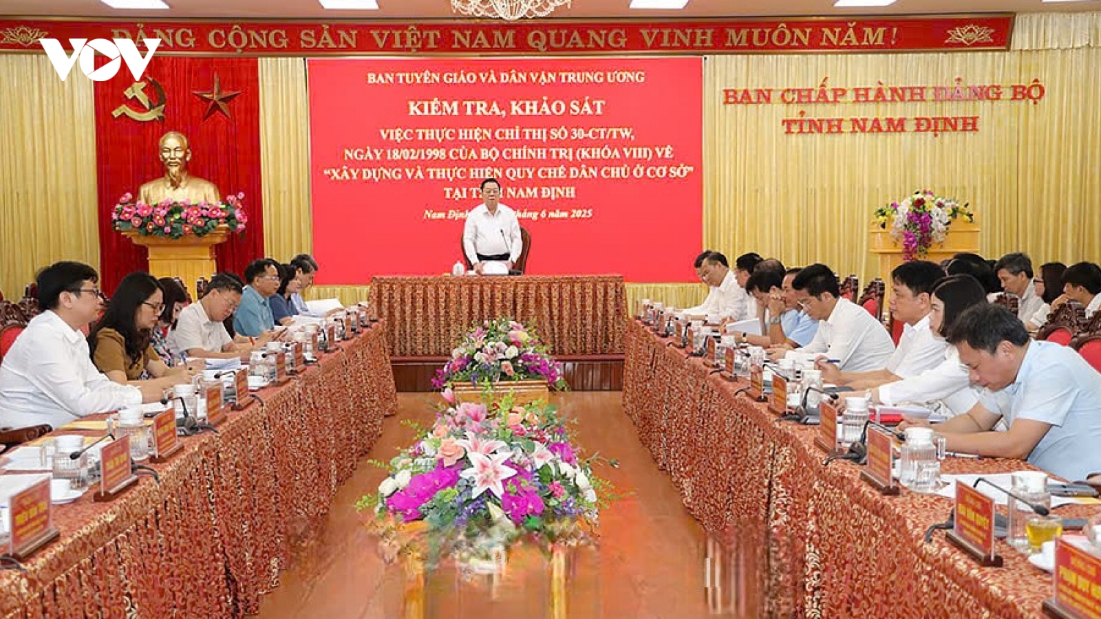 Ông Nguyễn Trọng Nghĩa làm việc với tỉnh Nam Định về Chỉ thị 30-CT/TW