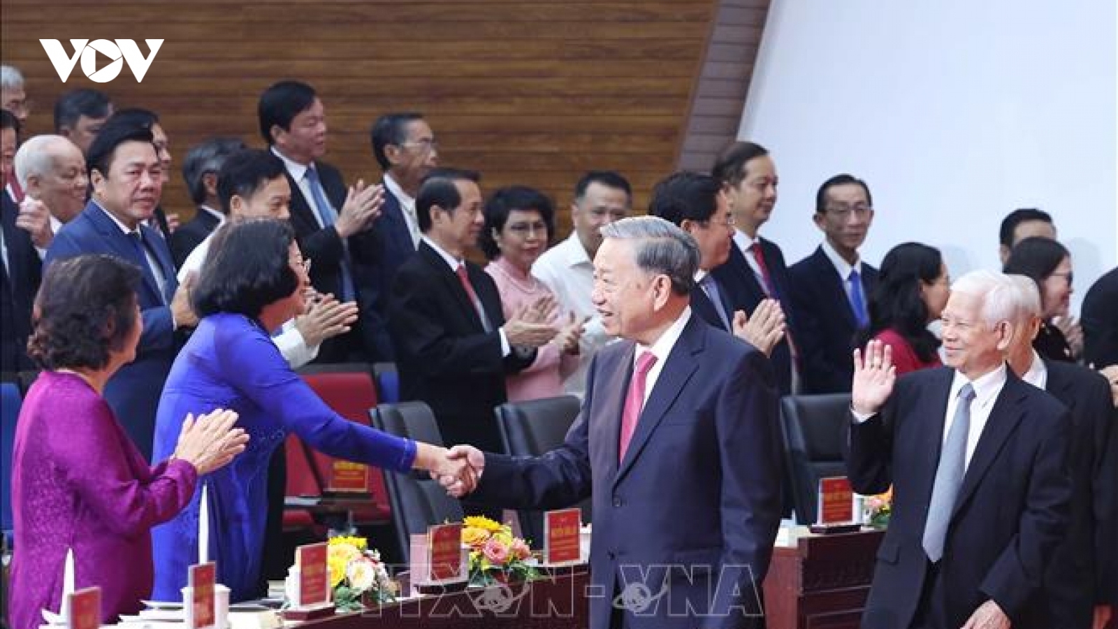 Lãnh đạo Đảng, Nhà nước dự Lễ công bố các nghị quyết, quyết định sáp nhập đơn vị hành chính