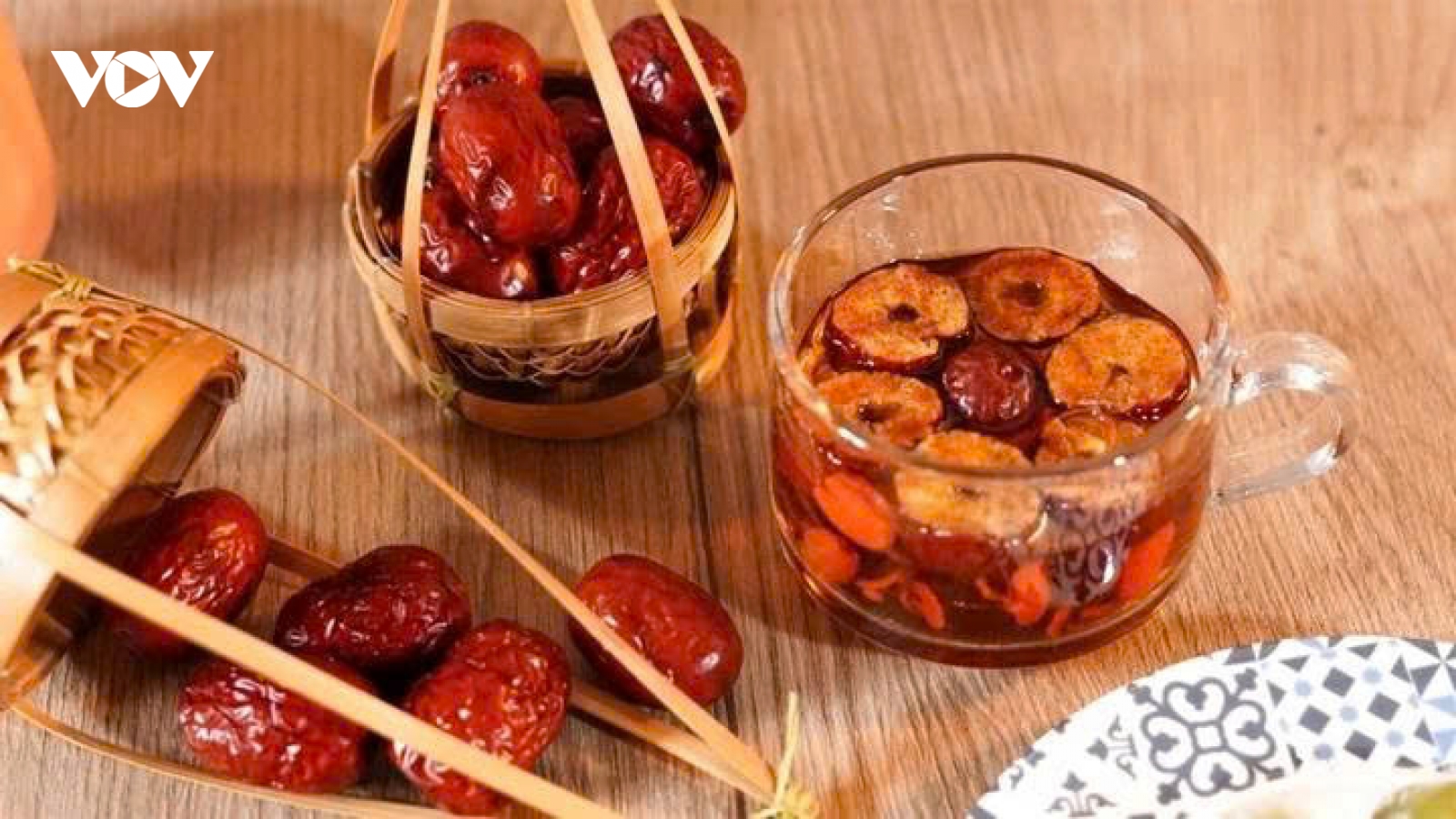 Uống trà táo đỏ mỗi ngày có tốt không?