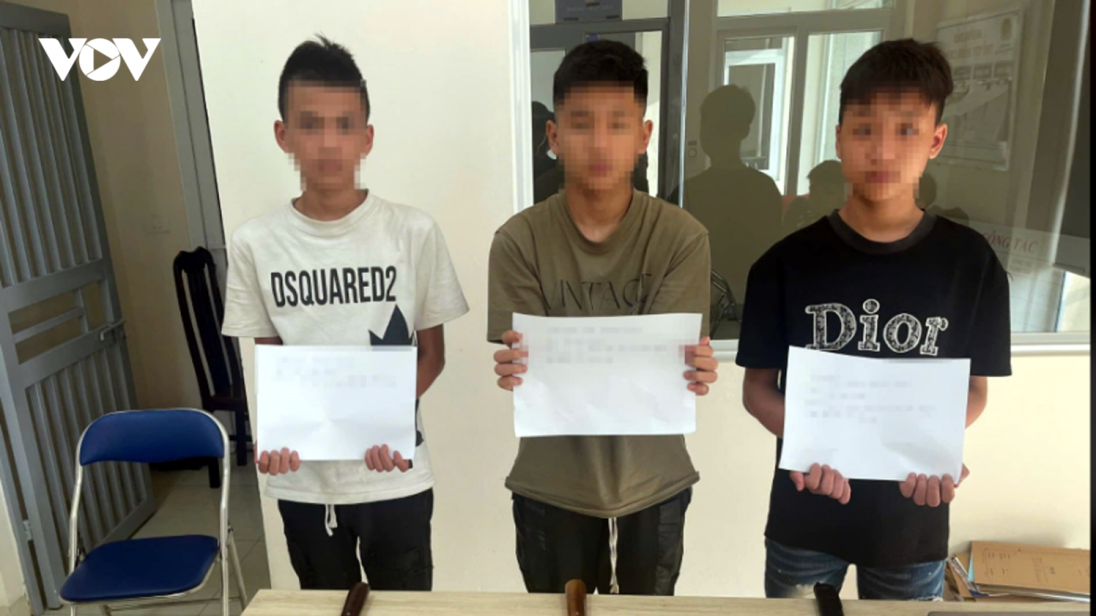 Bắt gọn băng cướp "tuổi teen" dùng kiếm cướp tài sản ở Hà Nội