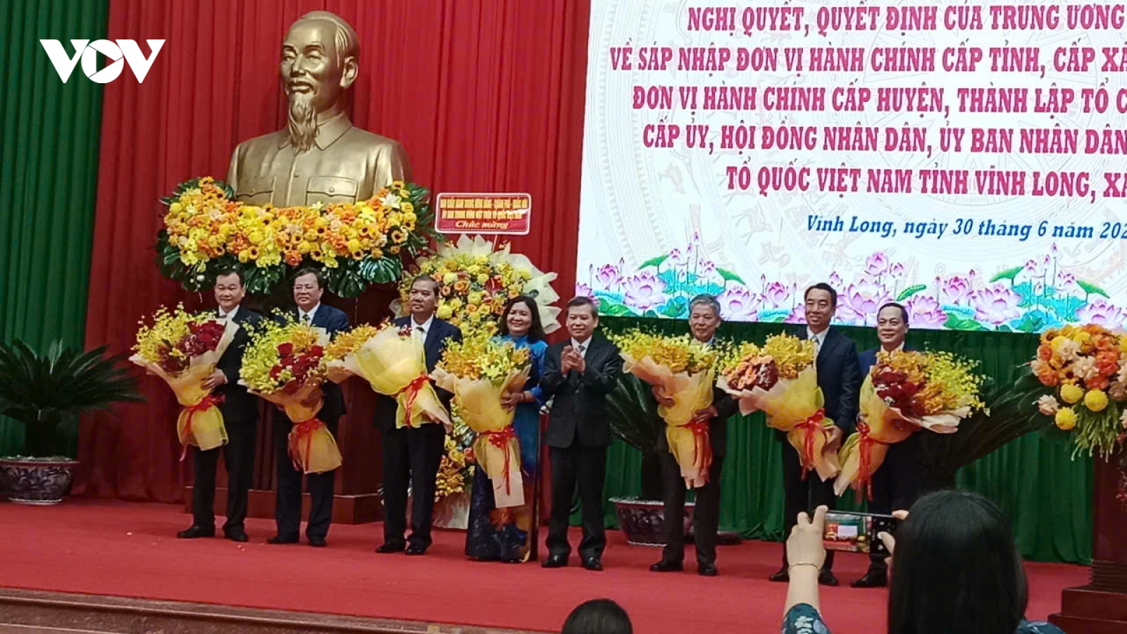 Ban Thường vụ Tỉnh uỷ Vĩnh Long nhiệm kỳ 2020 - 2025 gồm 22 đồng chí
