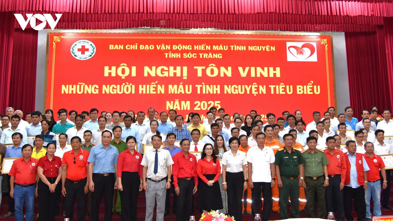 Sóc Trăng: Tôn vinh hơn 200 tình nguyện viên hiến máu tiêu biểu