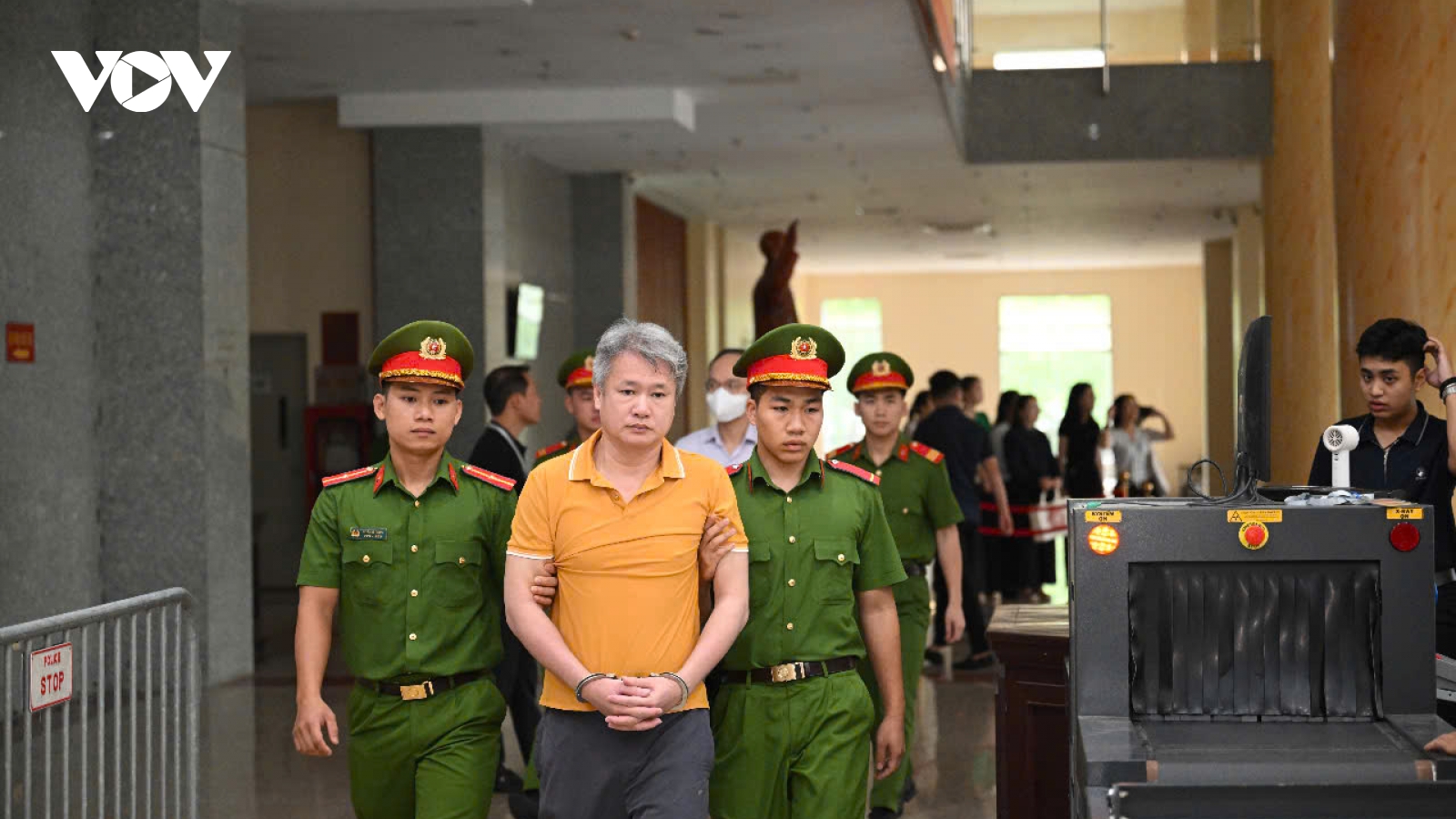 Cựu Chủ tịch FLC Trịnh Văn Quyết được xét xử vắng mặt vì bệnh có "nguy cơ tử vong"