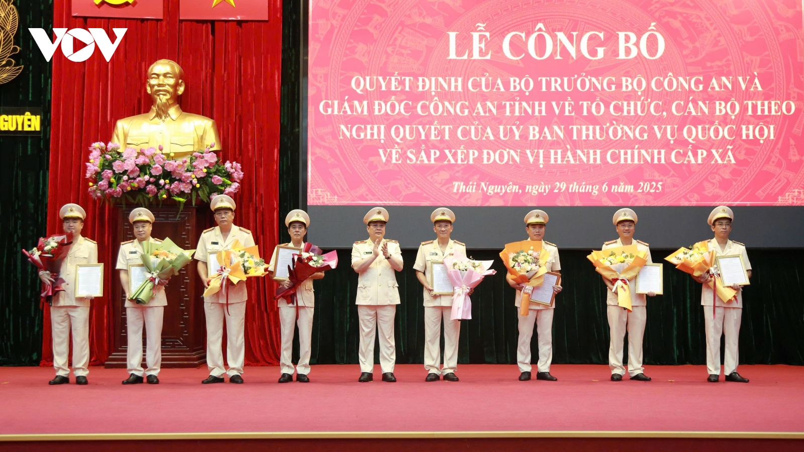Công an tỉnh Thái Nguyên kiện toàn 8 phó giám đốc, 92 công an cấp xã từ 1/7