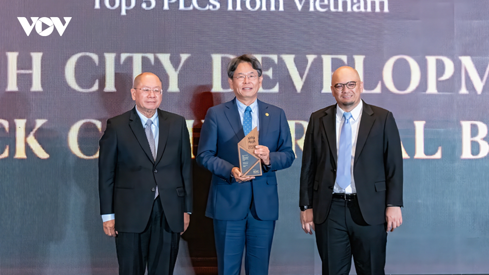 HDBank – Ngân hàng Việt được vinh danh Top 5 Quản trị chuẩn mực ASEAN 2025