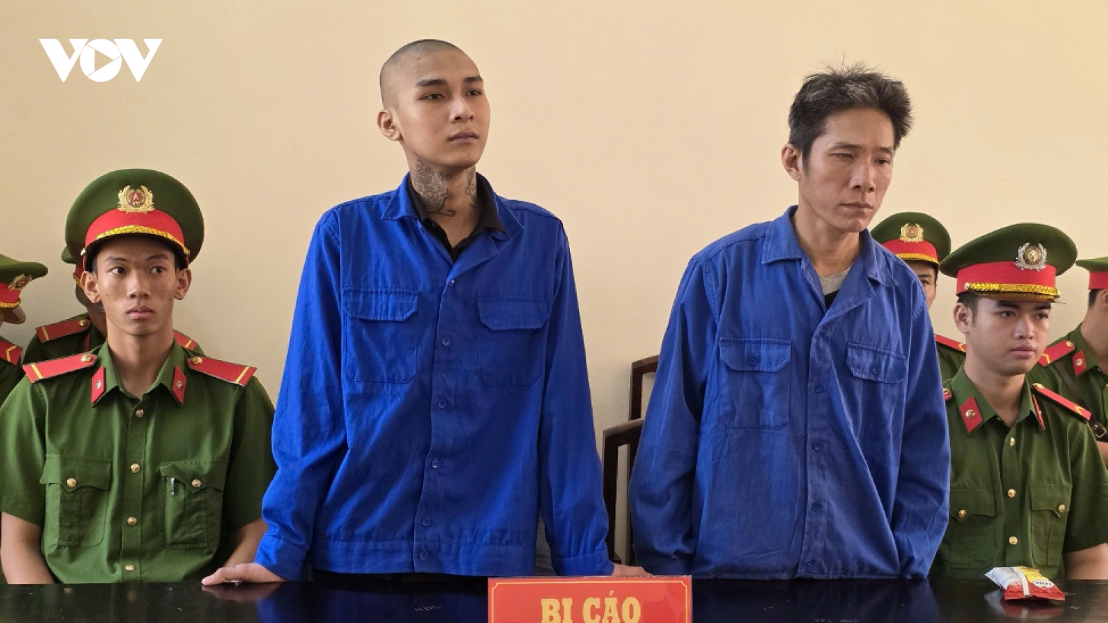 2 cha con rủ nhau giết người sau cuộc nhậu, cùng lãnh án 26 năm tù