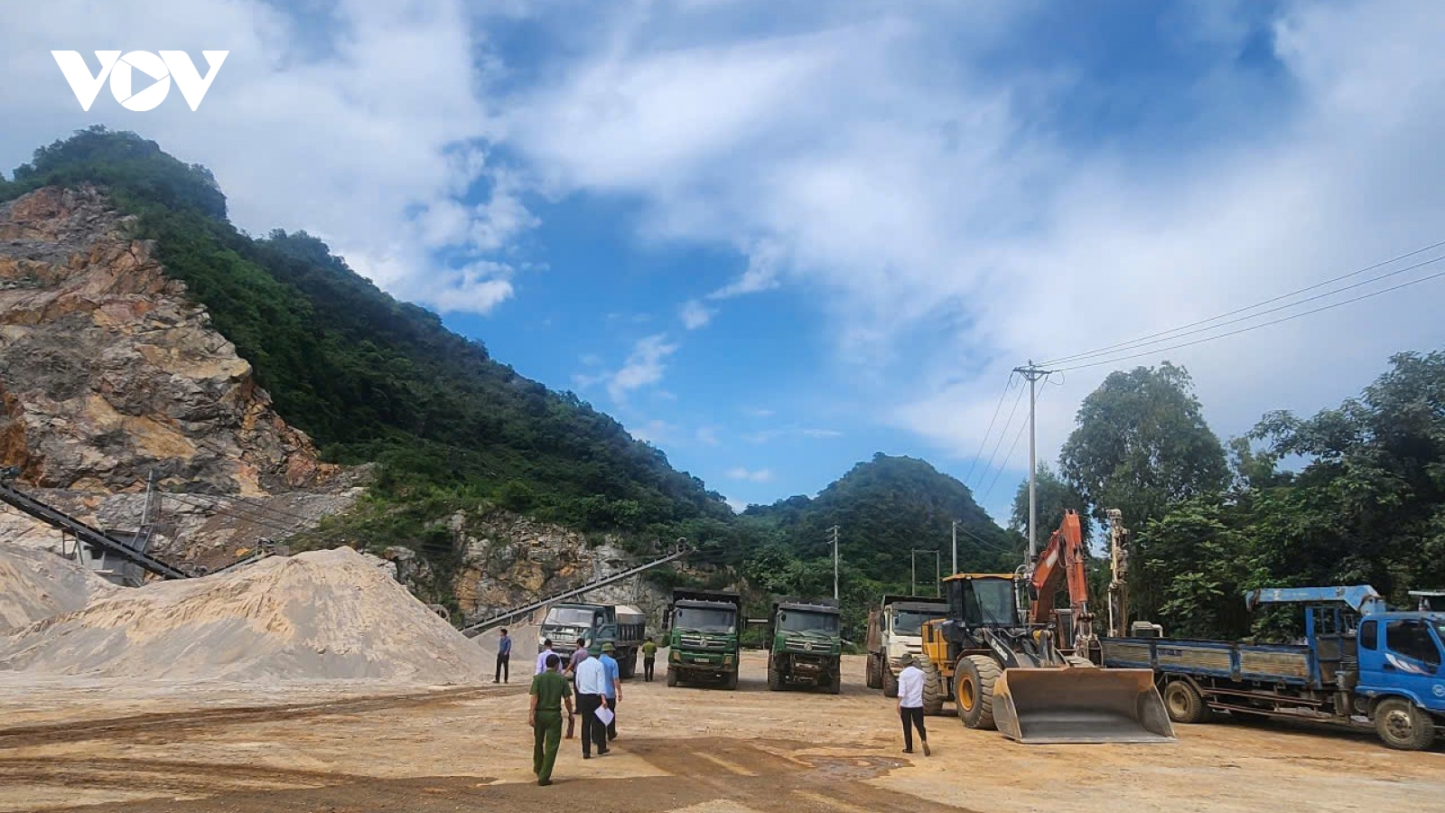 Giải quyết tình trạng khan hiếm cục bộ nguồn vật liệu xây dựng ở Sơn La