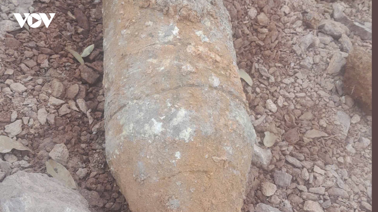 Phát hiện quả bom nặng hơn 100 kg trong vườn nhà ở Bắc Ninh