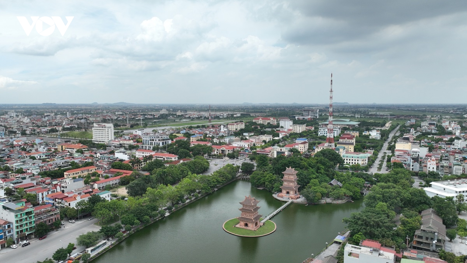 Ninh Bình đề xuất xây sân bay, cảng biển, nhiều tuyến giao thông chiến lược