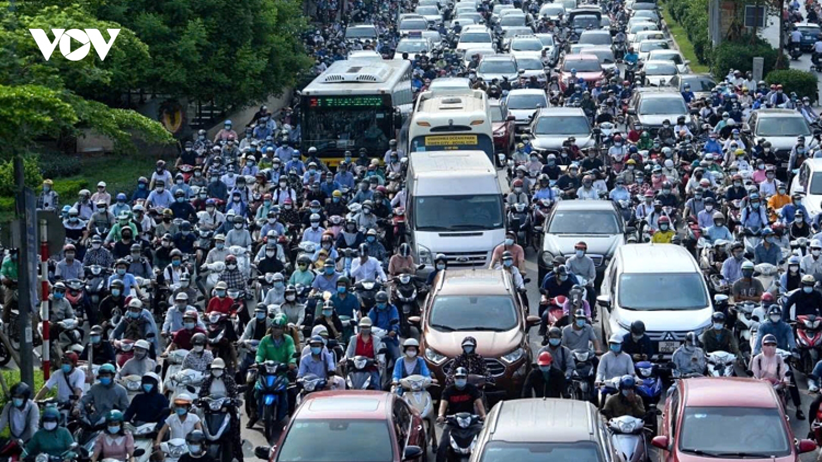 Hanoi to pilot petrol-powered motorbike ban starting Jan. 1, 2026