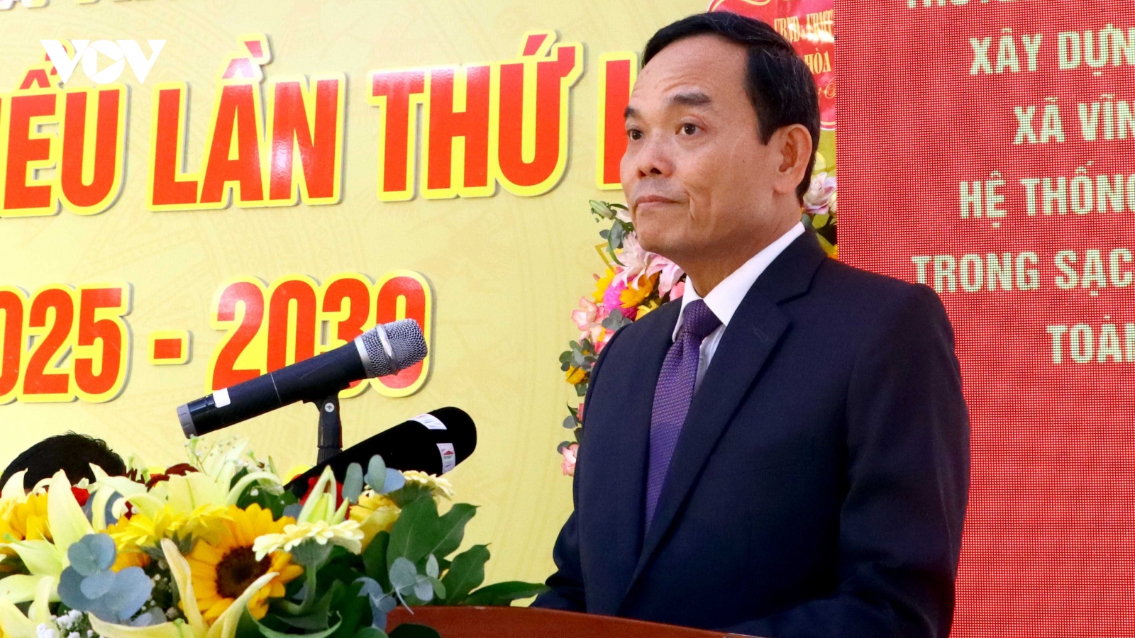Ông Trần Lưu Quang dự Đại hội Đảng bộ xã Vĩnh Hải, nơi quy hoạch điện hạt nhân