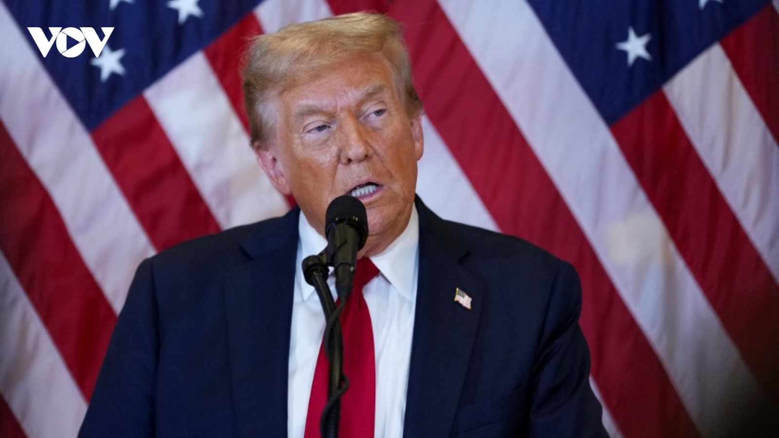 Ông Trump chuyển hướng: Vũ khí đổ vào Ukraine, Nga có 50 ngày để xuống thang