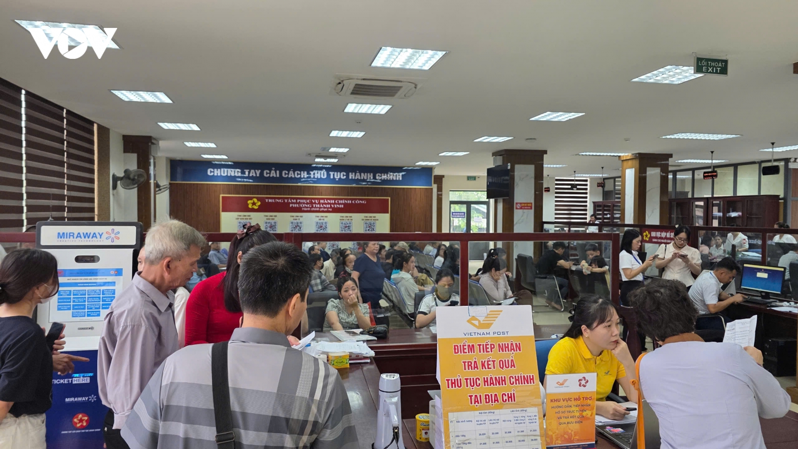 Chính quyền 2 cấp đưa dịch vụ công đến gần người dân Nghệ An hơn