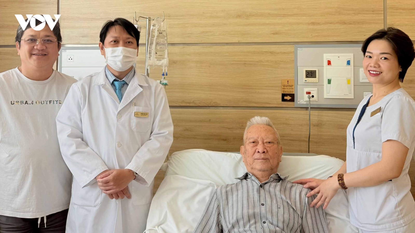 Vinmec Nha Trang tiên phong phẫu thuật ung thư nội soi cho bệnh nhân lớn tuổi