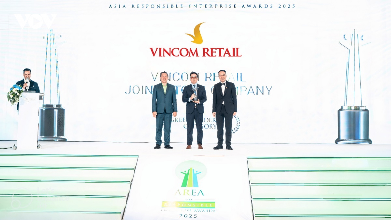 Vincom Retail được top 50 công ty niêm yết tốt nhất Việt Nam và lãnh đạo xanh Châu Á