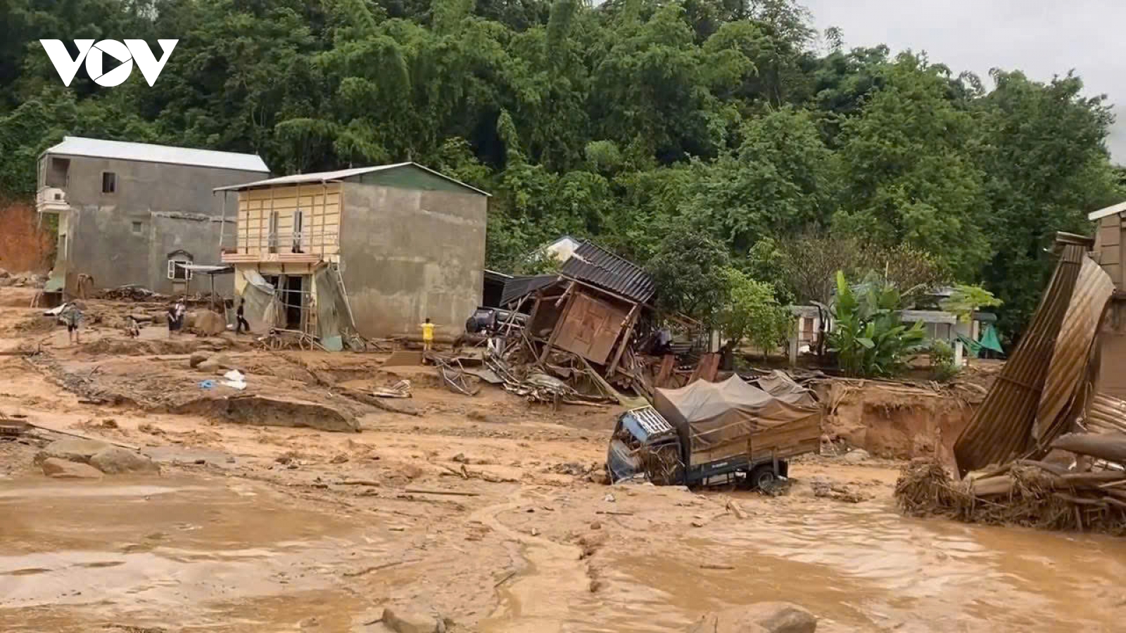Khẩn trương tìm kiếm người mất tích và khắc phục hậu quả lũ quét ở Sơn La