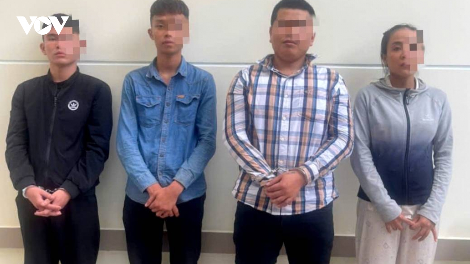 Thưởng nóng các đơn vị phá vụ án bắt giữ người trái pháp luật ở Lâm Đồng