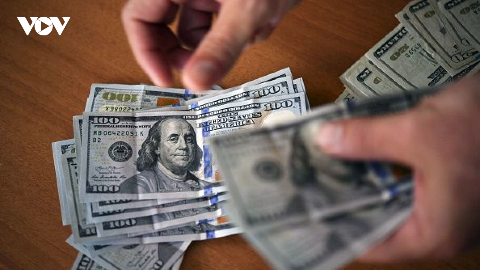 Tỷ giá USD hôm nay 24/7: Giá bán USD nâng lên mốc 26.417 đồng/USD