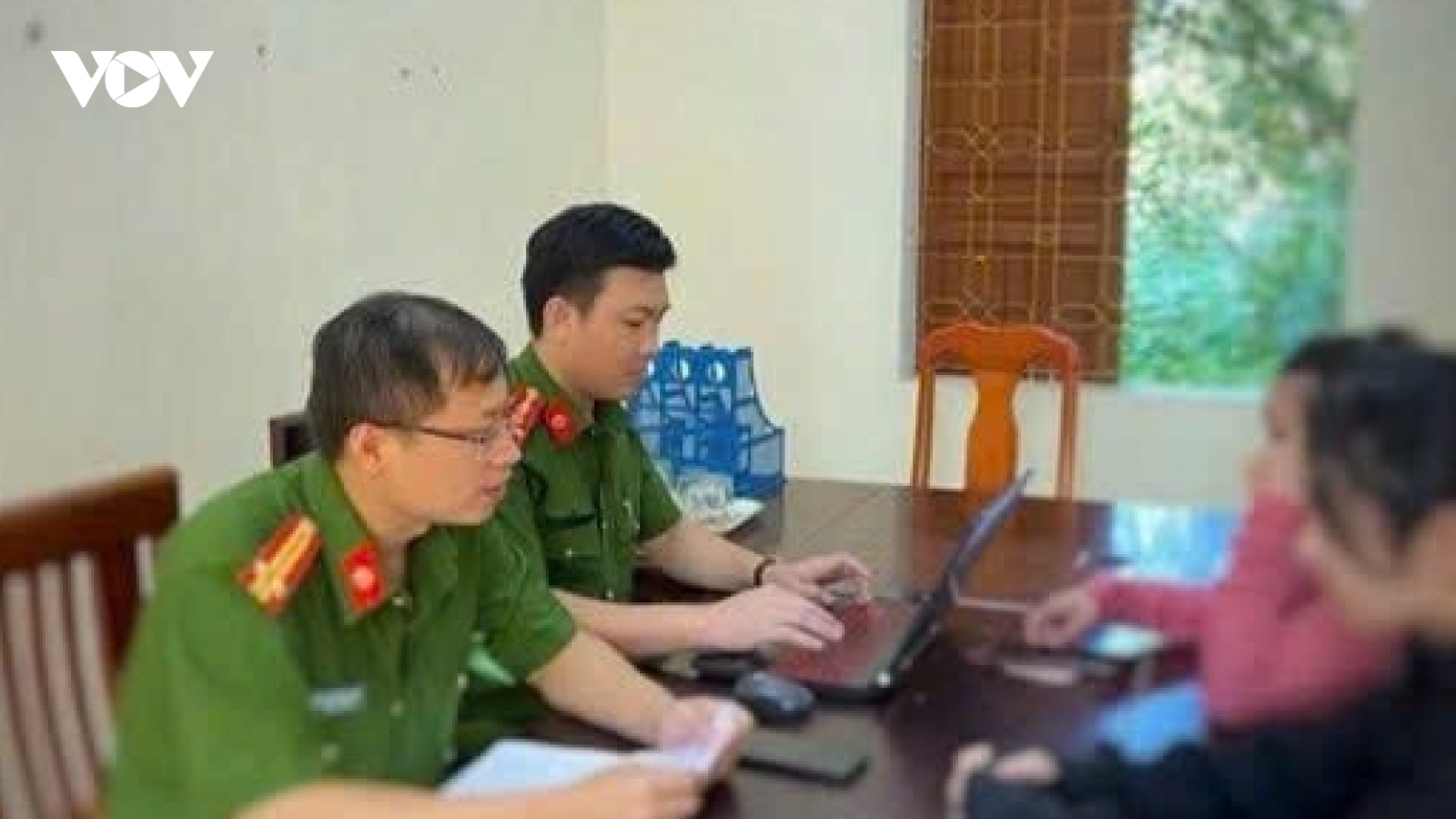 Triệu tập 2 cá nhân đăng tin sai sự thật về bắt cóc trẻ em tại Nghệ An