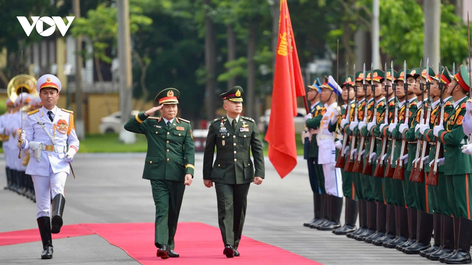 Đoàn Tư lệnh Lực lượng Quốc phòng Thái Lan thăm chính thức Việt Nam