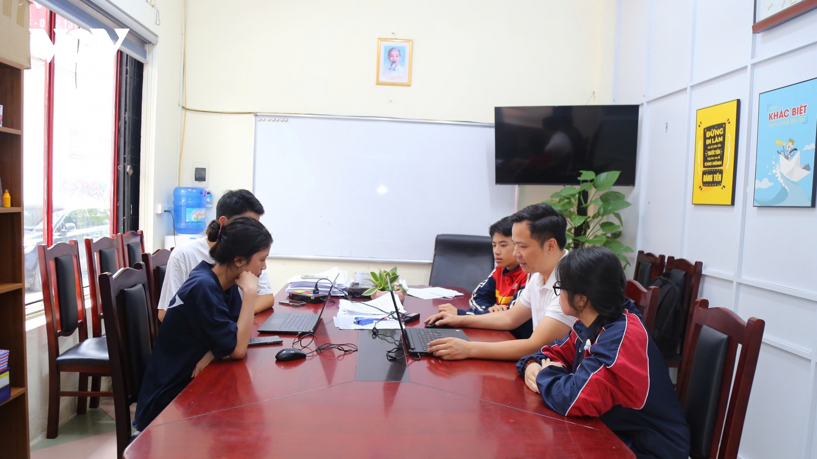 Sơn La thuộc top 10 tỉnh có điểm thi tốt nghiệp THPT môn Tin học cao nhất cả nước
