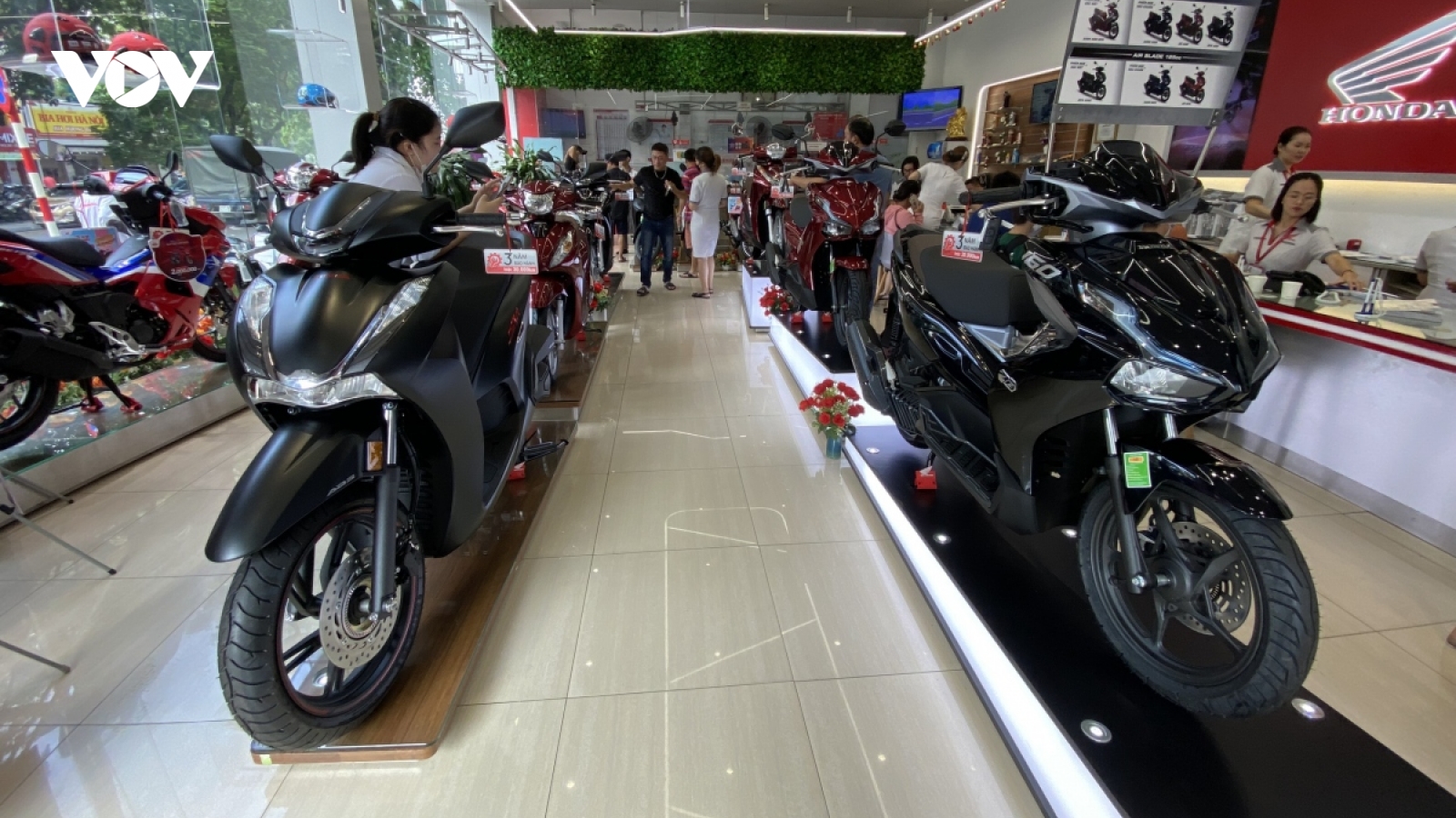Doanh số xe máy và ô tô Honda chững lại trong tháng 10/2025