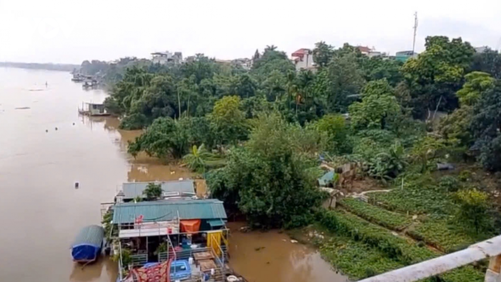Sông Hồng “nhếch nhác”, cải tạo cảnh quan sông Hồng khi nào thành hiện thực?