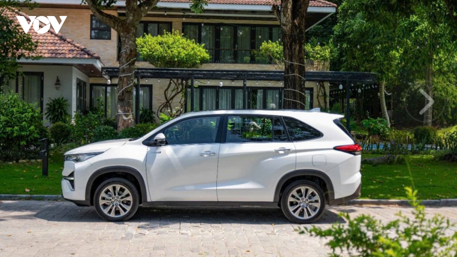 Những mẫu xe hybrid được yêu thích nhất thị trường Việt Nam trong tháng 6/2025