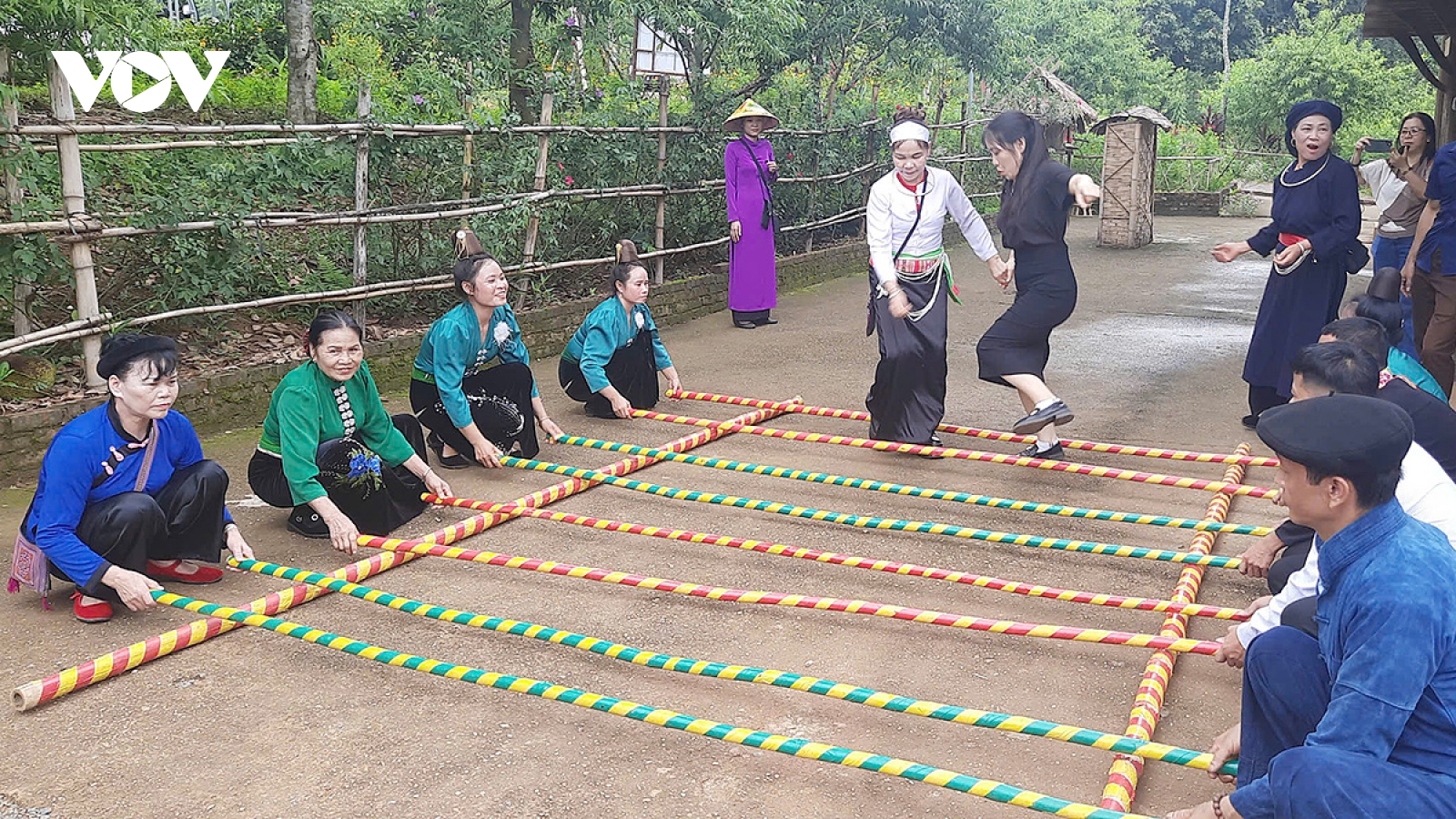 Phát triển, nâng tầm sản phẩm du lịch từ di sản và công nghiệp văn hóa