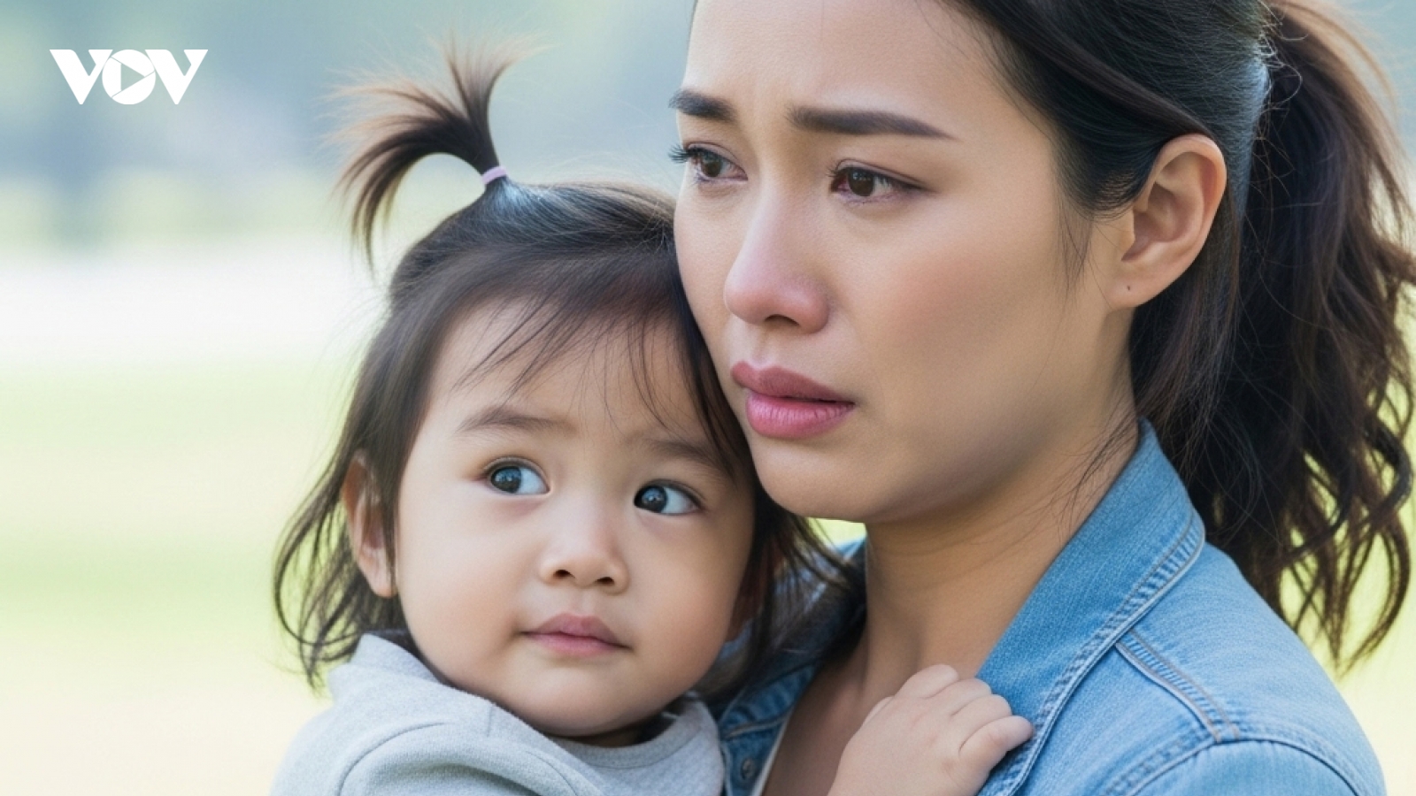 Tôi có nên cho con đến đám tang người đã ruồng rẫy mình khi mang bầu?