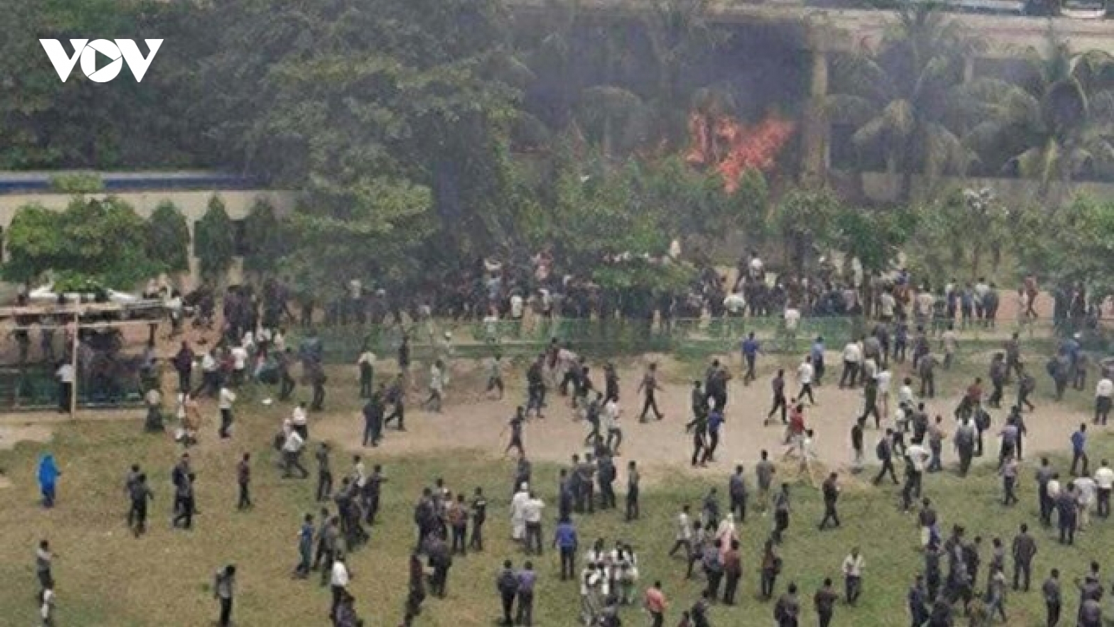 Bangladesh: Máy bay huấn luyện quân sự rơi, ít nhất 19 người tử nạn