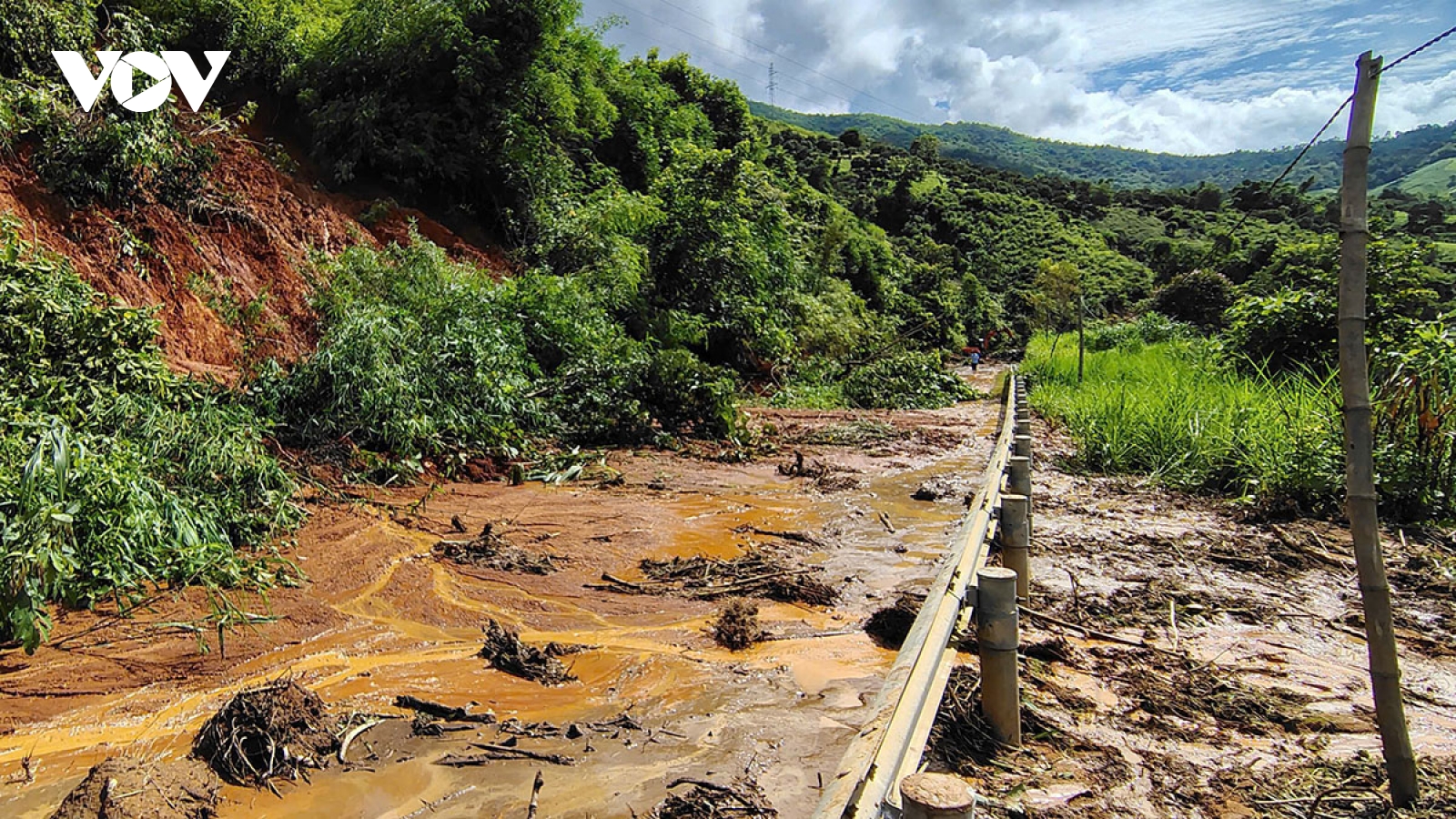 Sẽ thông xe bước 1 tuyến qua xã Huổi Một (Sơn La) ngay trong hôm nay 28/7