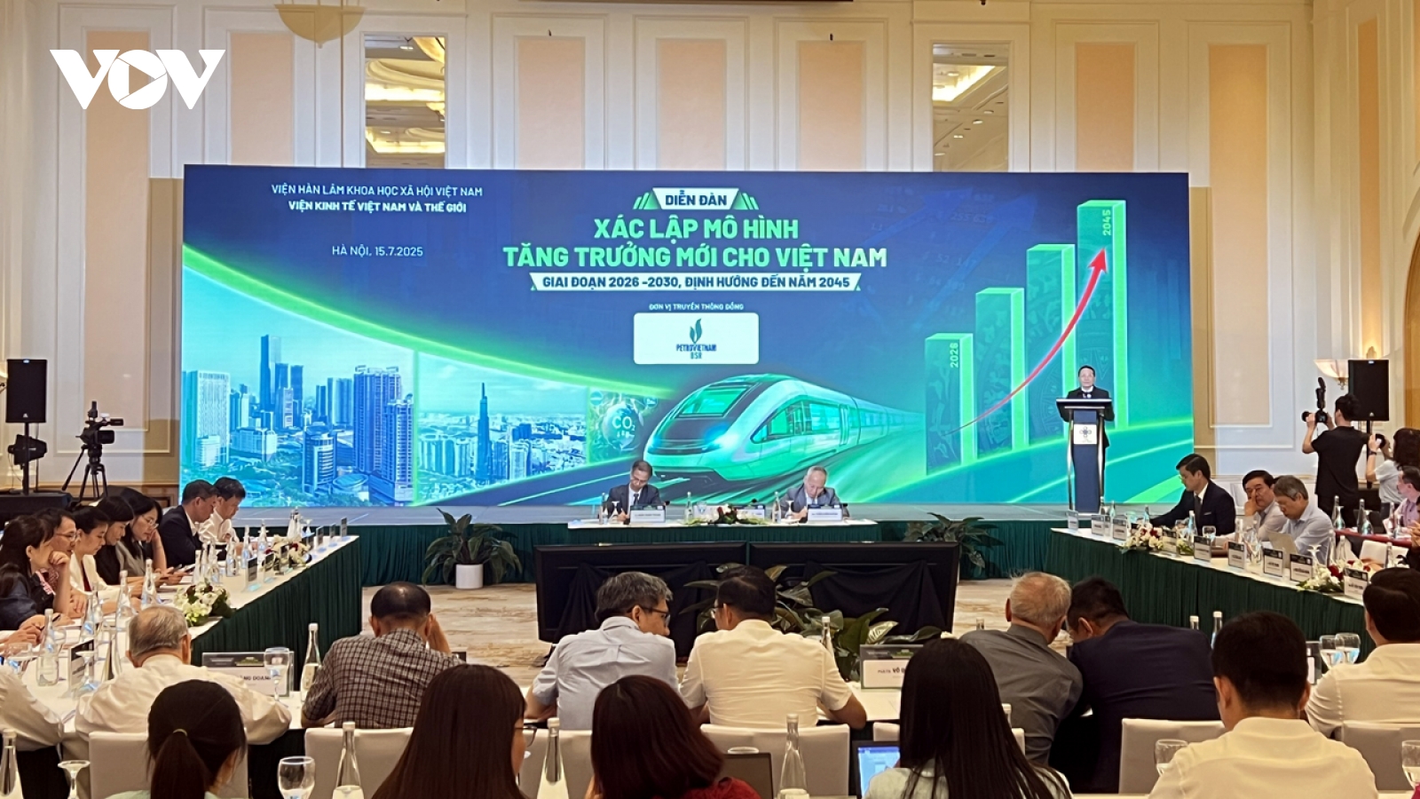 Việt Nam cần mô hình tăng trưởng mới để bứt phá trong giai đoạn tới
