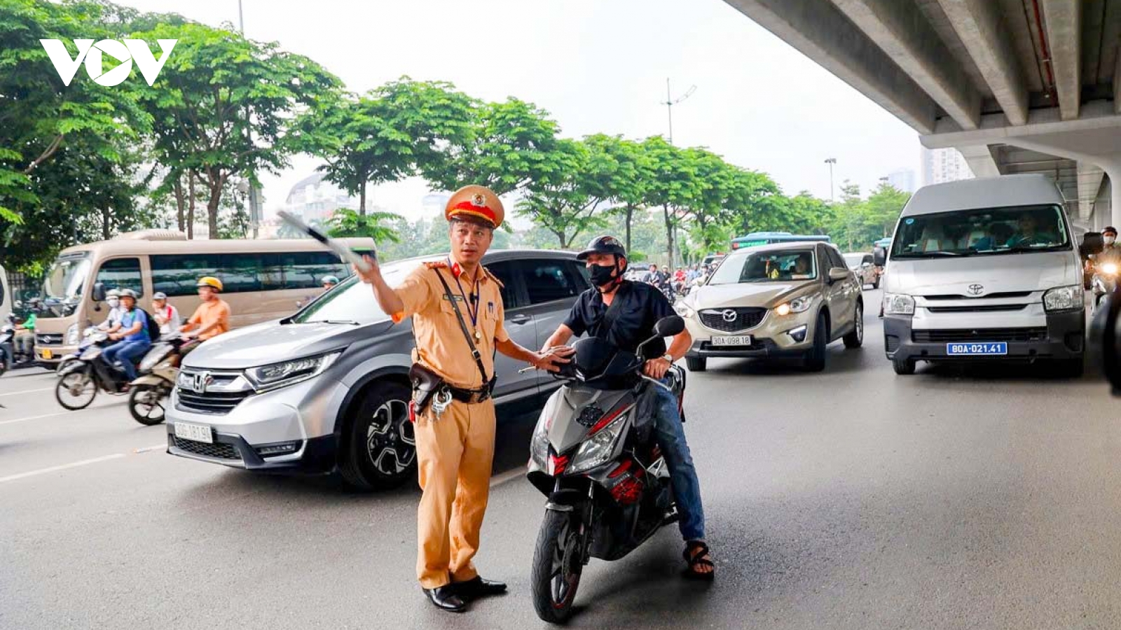 Xử lý gần 1,7 triệu trường hợp vi phạm giao thông trong 6 tháng đầu năm