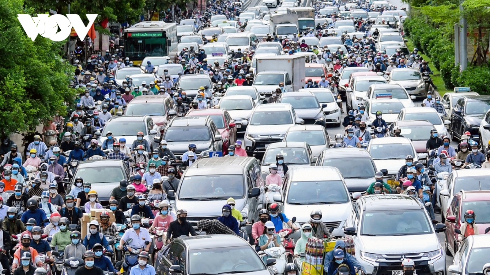 Cấm xe máy xăng ở Hà Nội: "Không chuẩn bị tốt dễ gây cảnh ngăn sông cấm chợ"